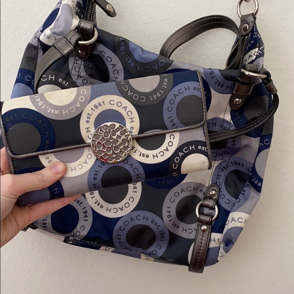 Matching purse and wallet Coach Set